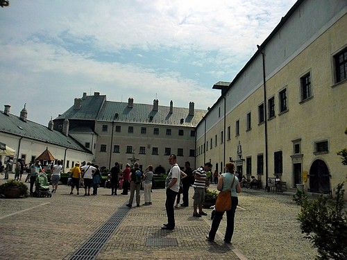60. Szlovák Turista Találkozó Pozsony - A vár udvarán