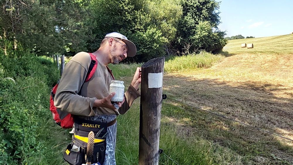 Őrségi turistaút-festés